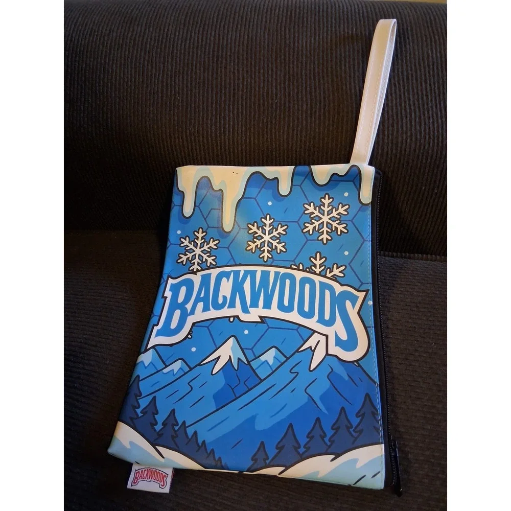 Snow caps Backwoods‎ Limited Edition Zip Novelty Makeup Bag Rare HTF NEW Gift
